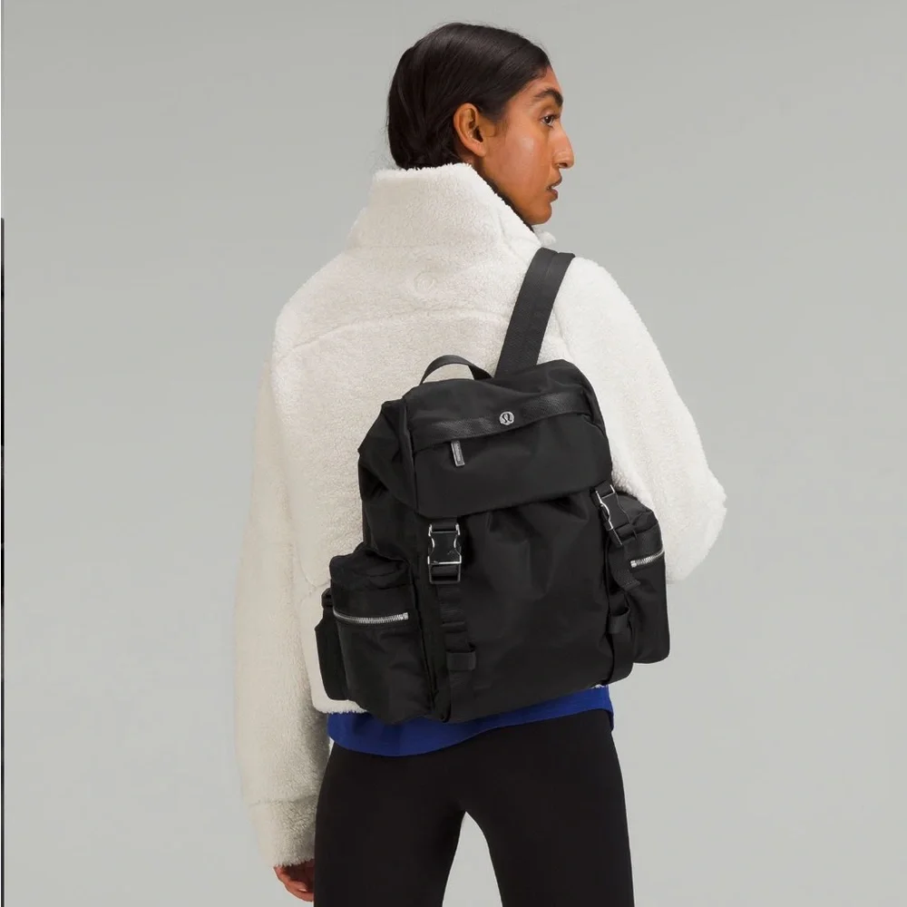 lululemon athletica excellent used